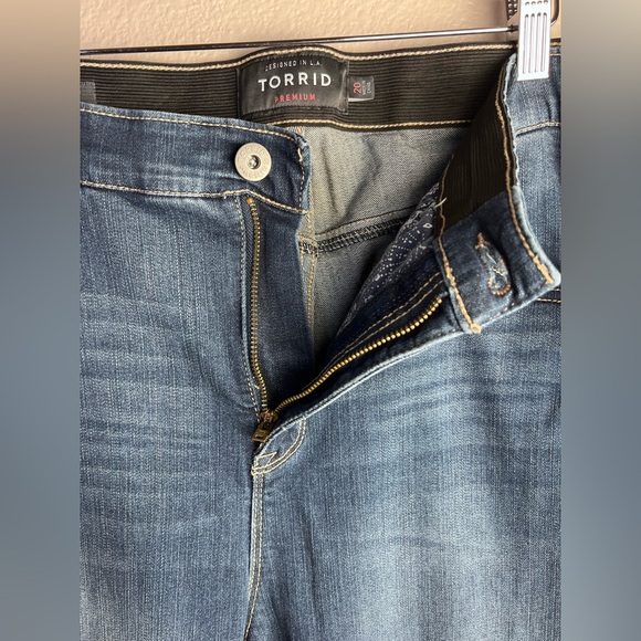 Torrid Premium Sky High Skinny Jeans Size 20 - Picture 6 of 9
